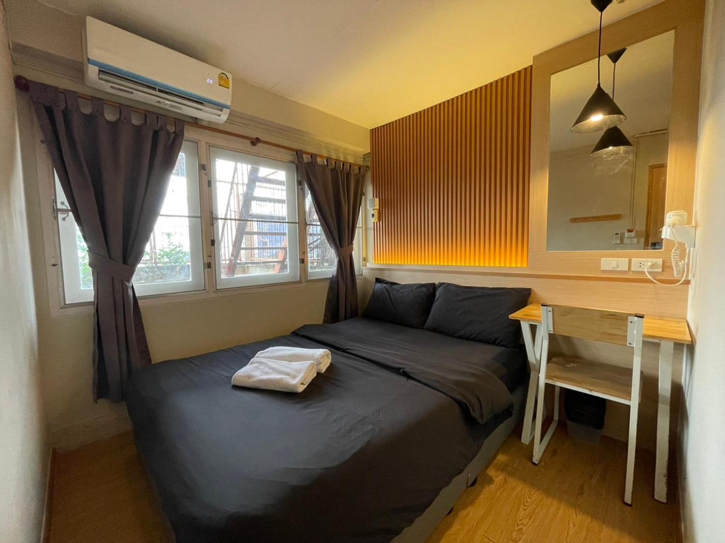 Mind Day Hostel Khaosan Bangkok Exterior foto